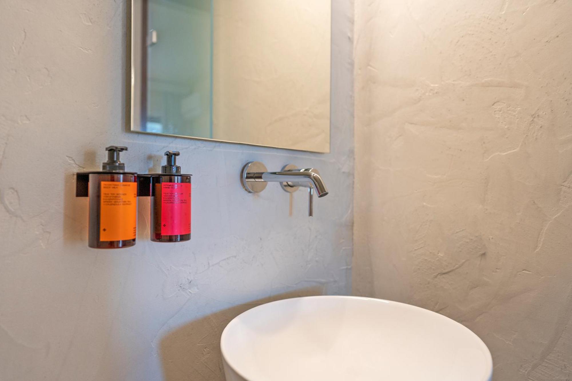 Maris Lindos Suites & Apartments Экстерьер фото