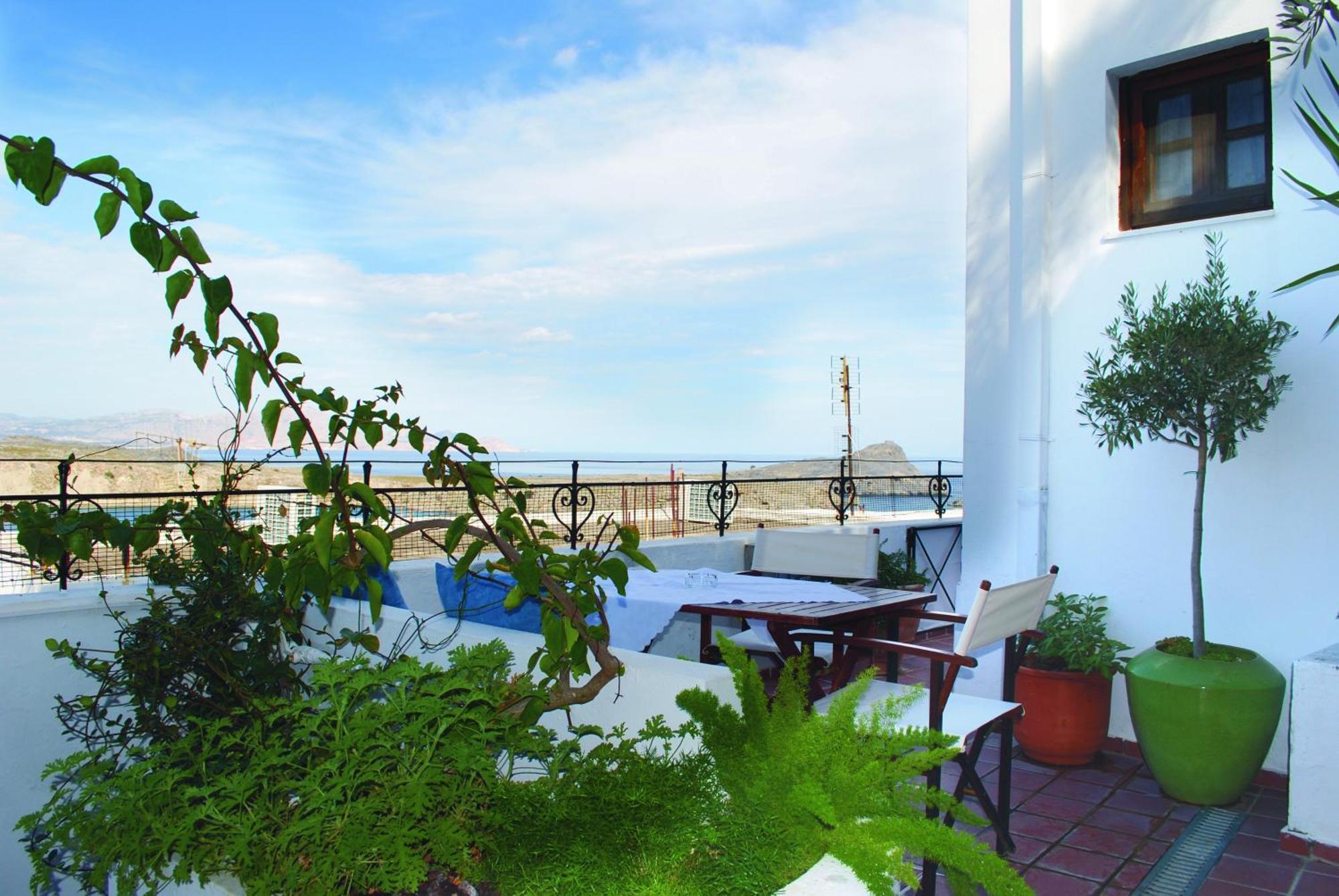 Maris Lindos Suites & Apartments Экстерьер фото